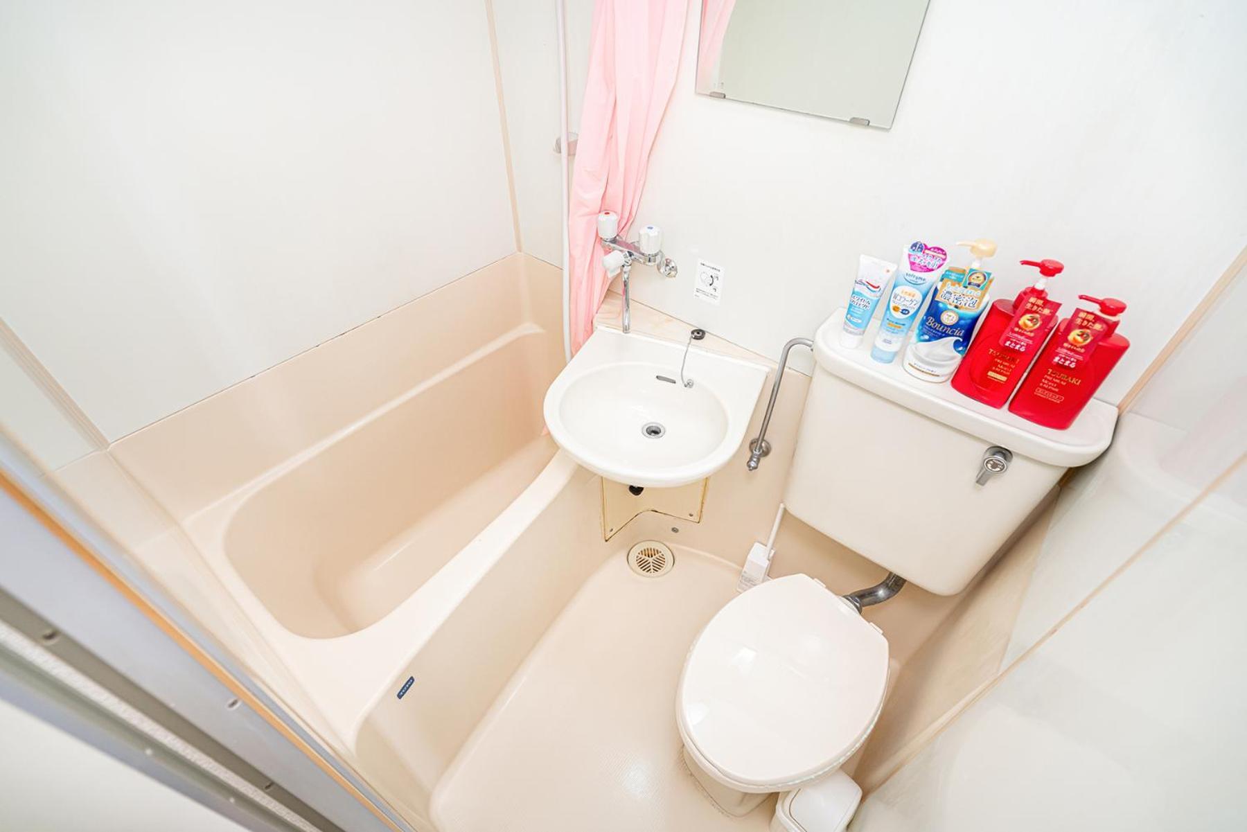 新宿歌舞伎町東新宿站3分钟，徒步伊势丹4分钟免费wi-Fi！ Tokio Exterior foto